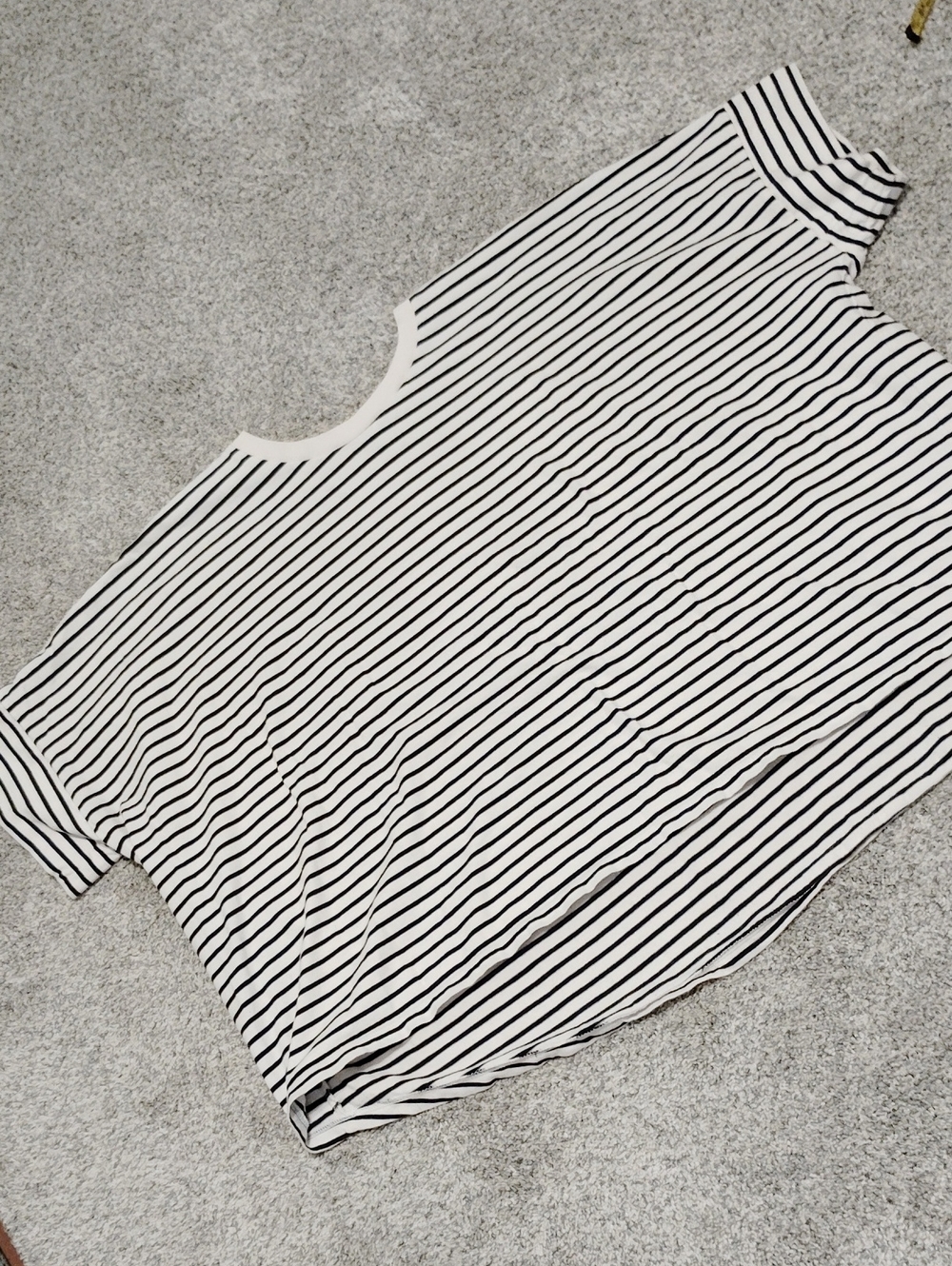 Uniqlo Black & White Striped Short Sleeve Tee